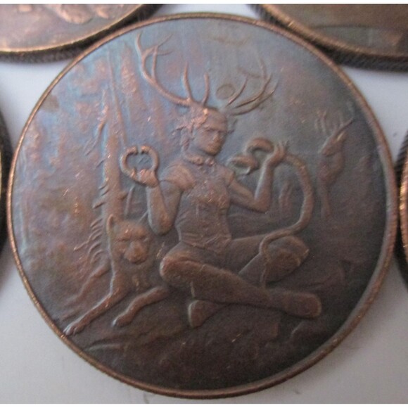 Beautiful ANTIGUE DARK TONE Celtic 1 OZ Copper Rounds Complete Set OF FIVE - Picture 5 of 7